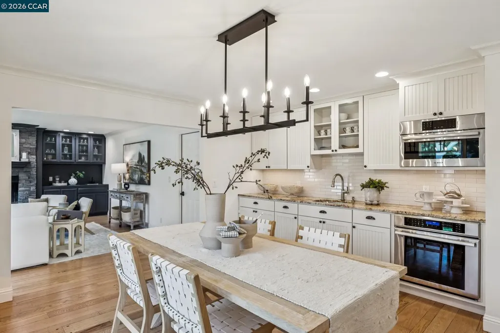 1418 De La Cruz Way Moraga CA 94556