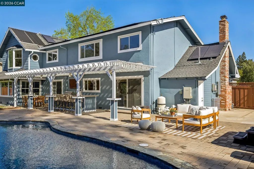 1418 De La Cruz Way Moraga CA 94556