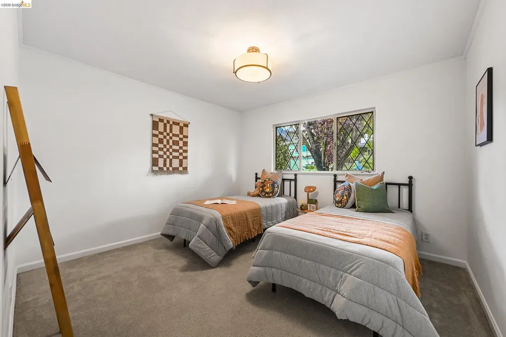 4139 Laguna Avenue Oakland CA 94602