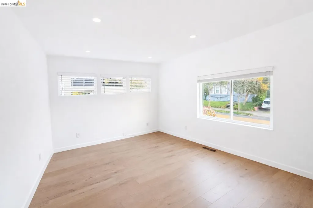 2045 Emerson Street Berkeley CA 94703
