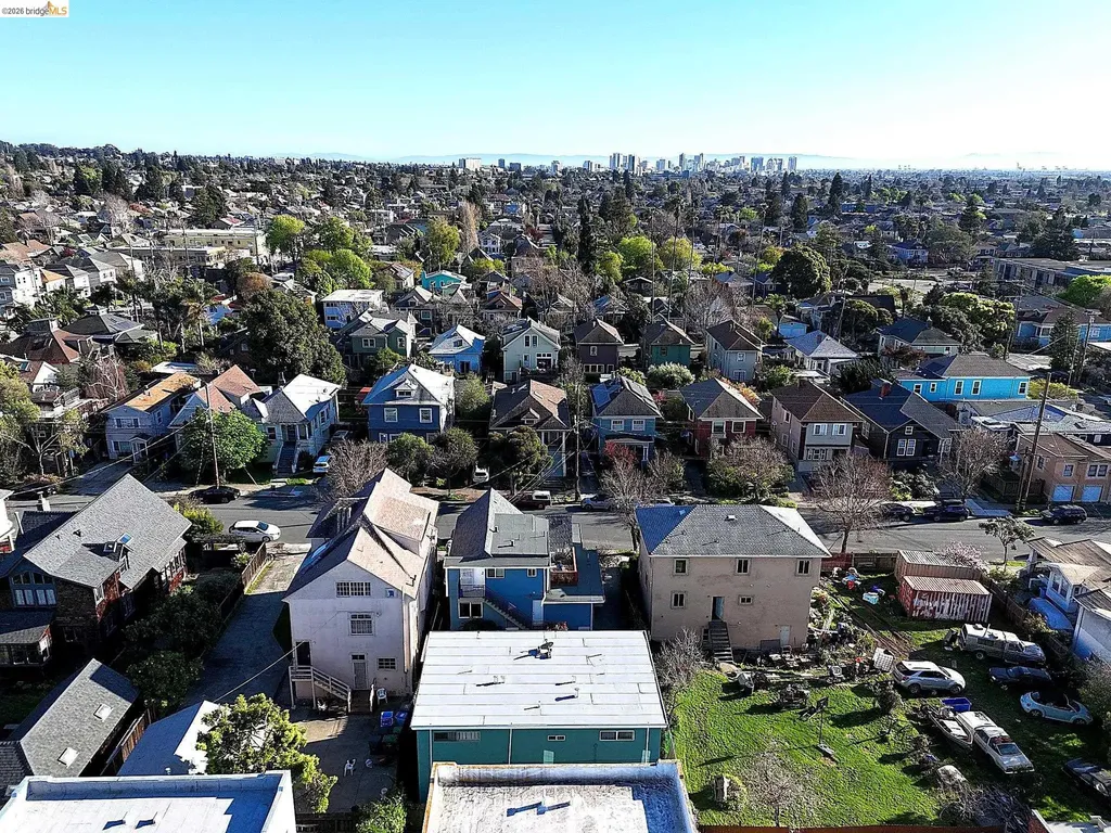 2045 Emerson Street Berkeley CA 94703
