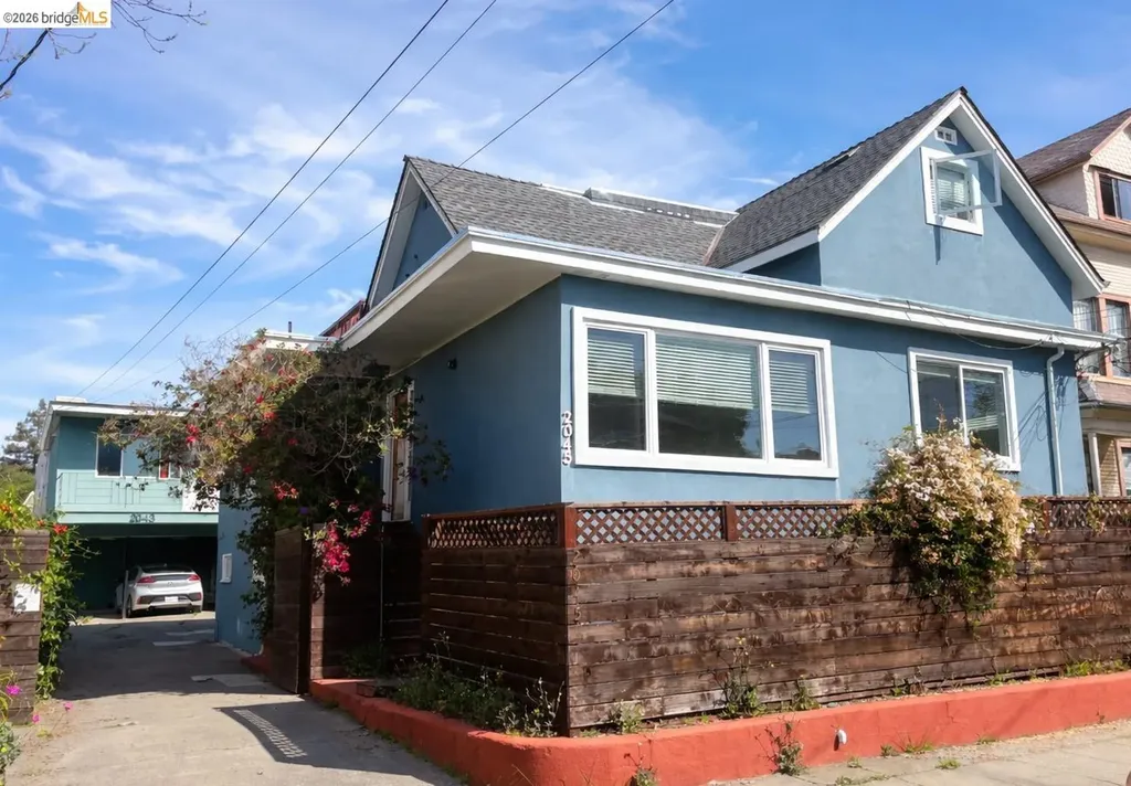 2045 Emerson Street Berkeley CA 94703