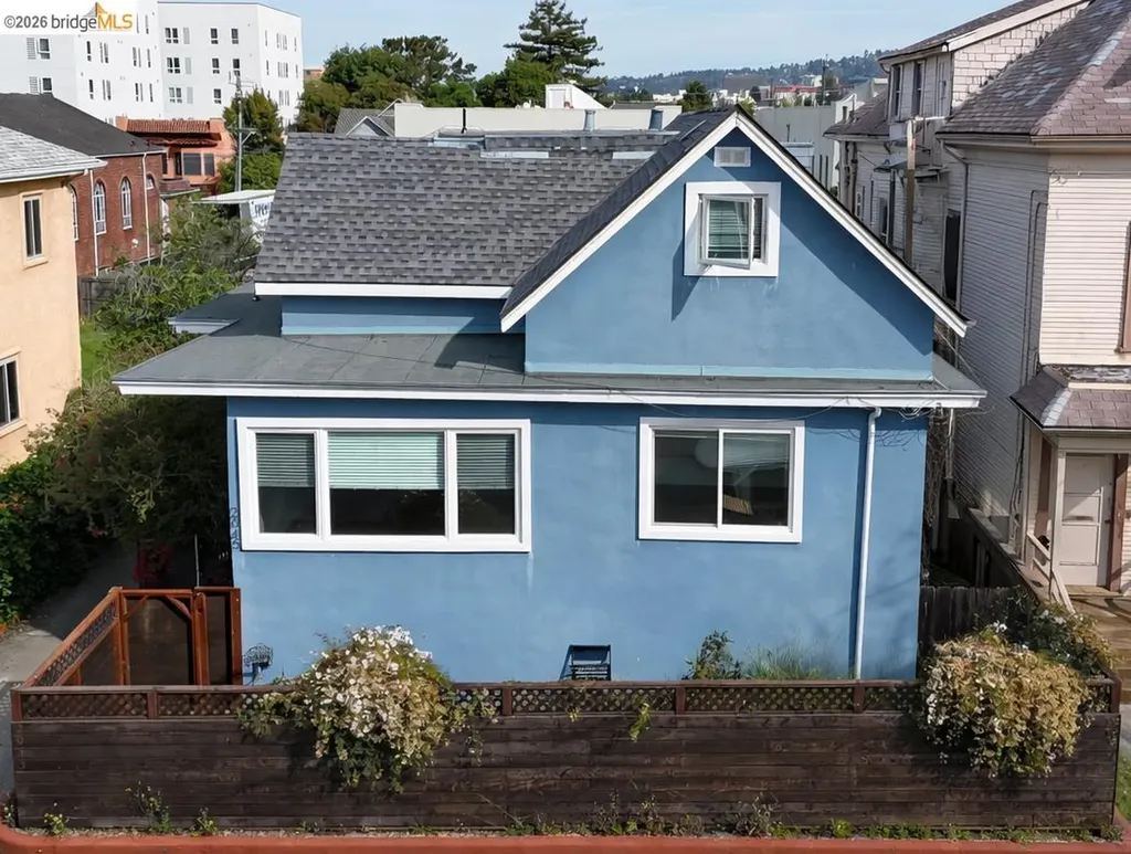 2045 Emerson Street Berkeley CA 94703