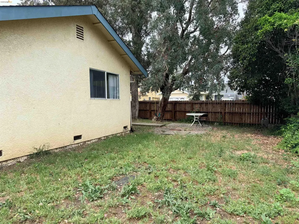 919 Javan Way Suisun City CA 94585