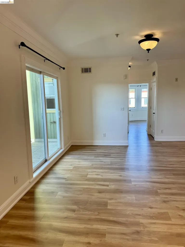 2415 San Pablo Avenue Oakland CA 94612