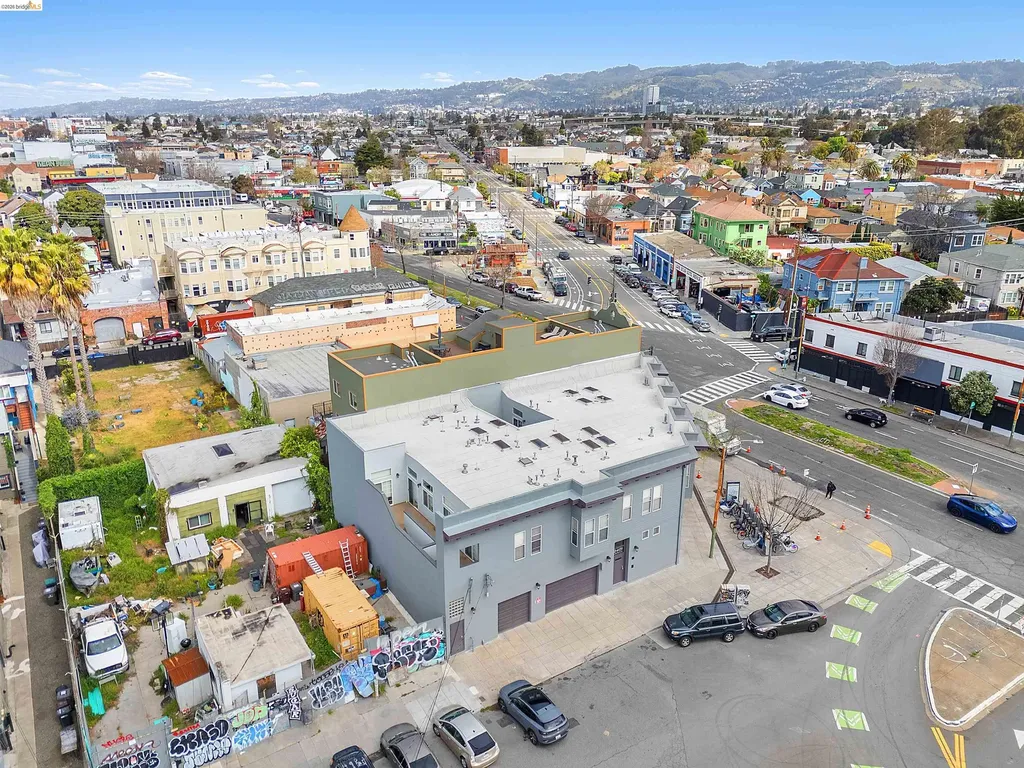 2401 San Pablo Avenue Oakland CA 94607