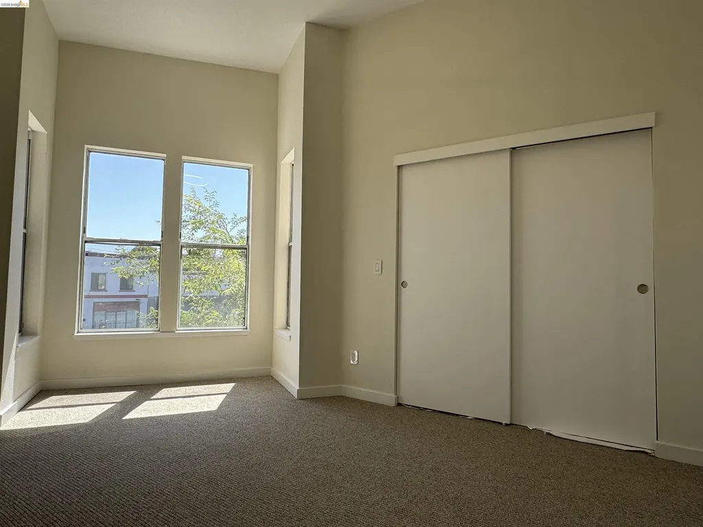 2401 San Pablo Avenue Oakland CA 94607