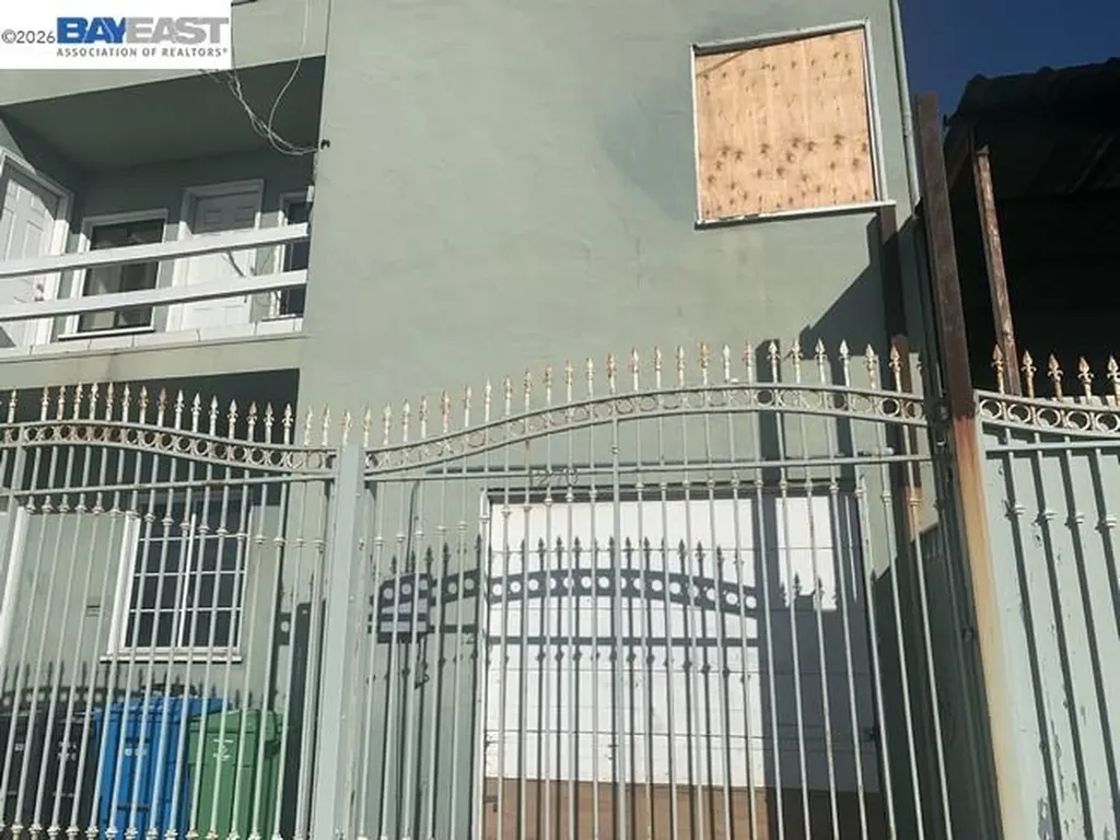 1278 Thomas Avenue San Francisco CA 94124