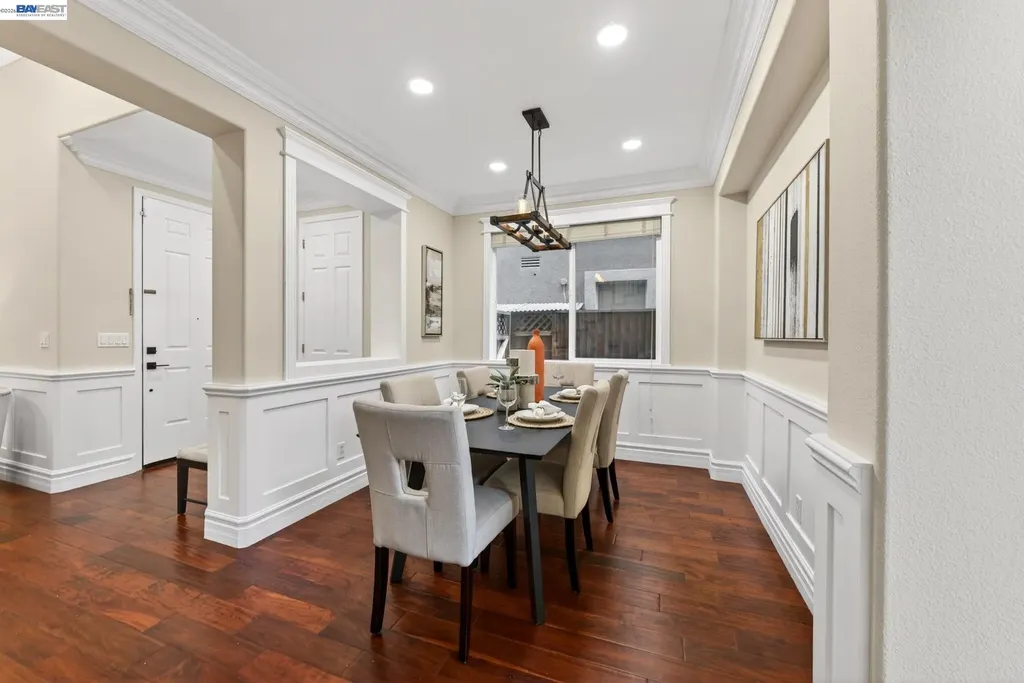 5345 Chesterfield Circle Dublin CA 94568