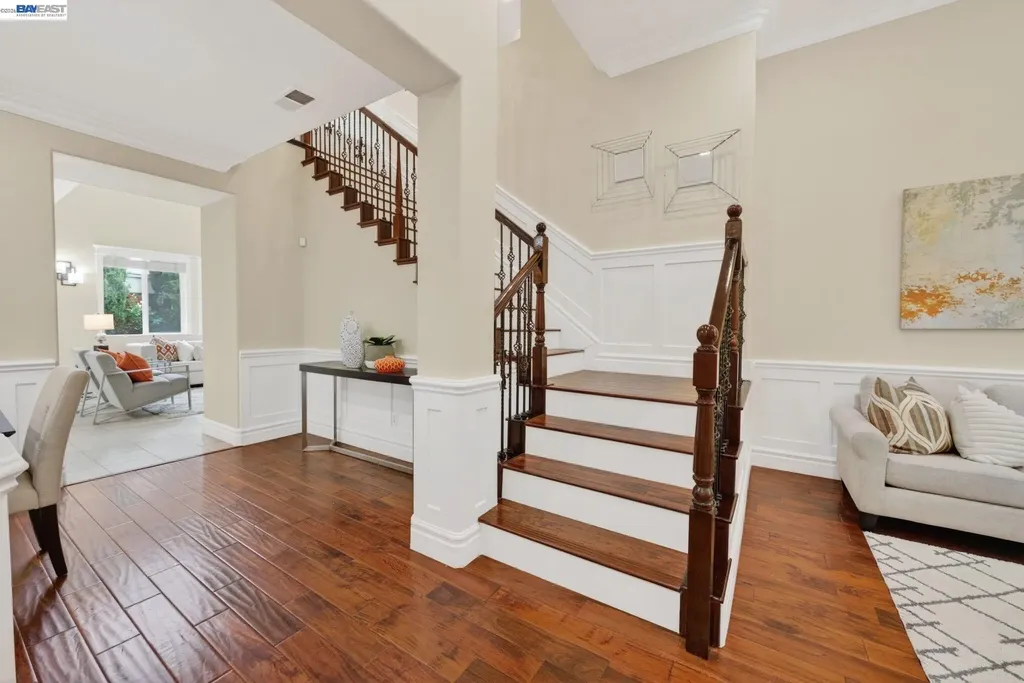 5345 Chesterfield Circle Dublin CA 94568