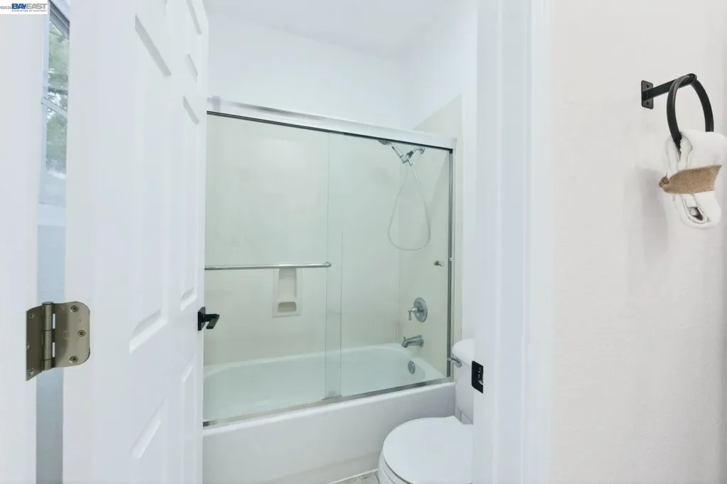 5345 Chesterfield Circle Dublin CA 94568