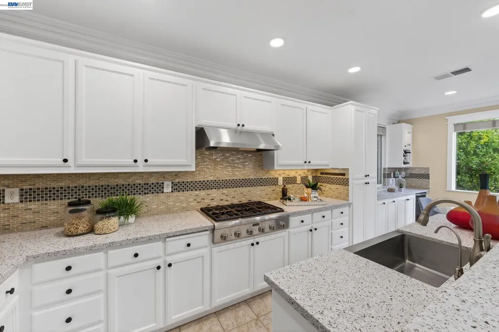 5345 Chesterfield Circle Dublin CA 94568