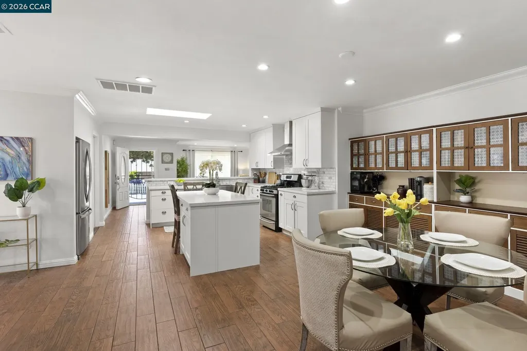 985 Mitchell Way El Sobrante CA 94803