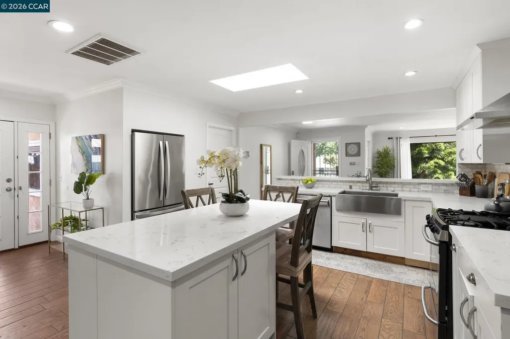 985 Mitchell Way El Sobrante CA 94803