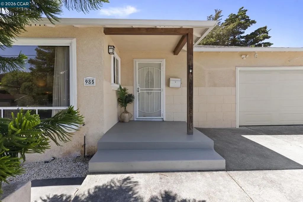 985 Mitchell Way El Sobrante CA 94803