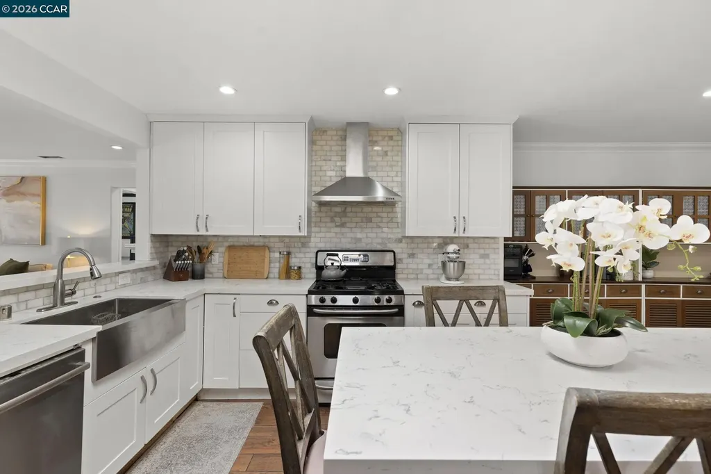 985 Mitchell Way El Sobrante CA 94803