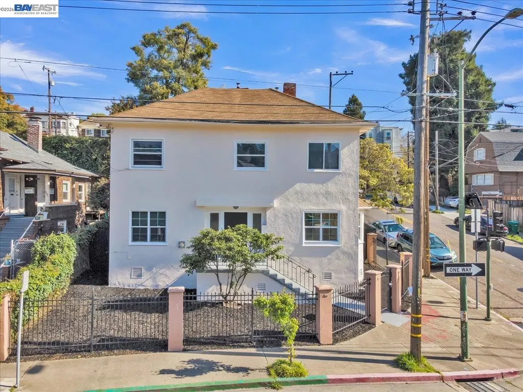 3300 Harrison Street Oakland CA 94611