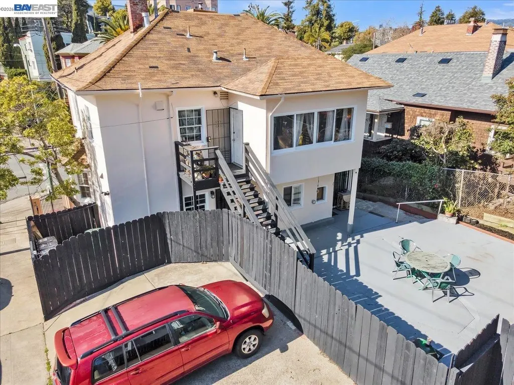 3300 Harrison Street Oakland CA 94611