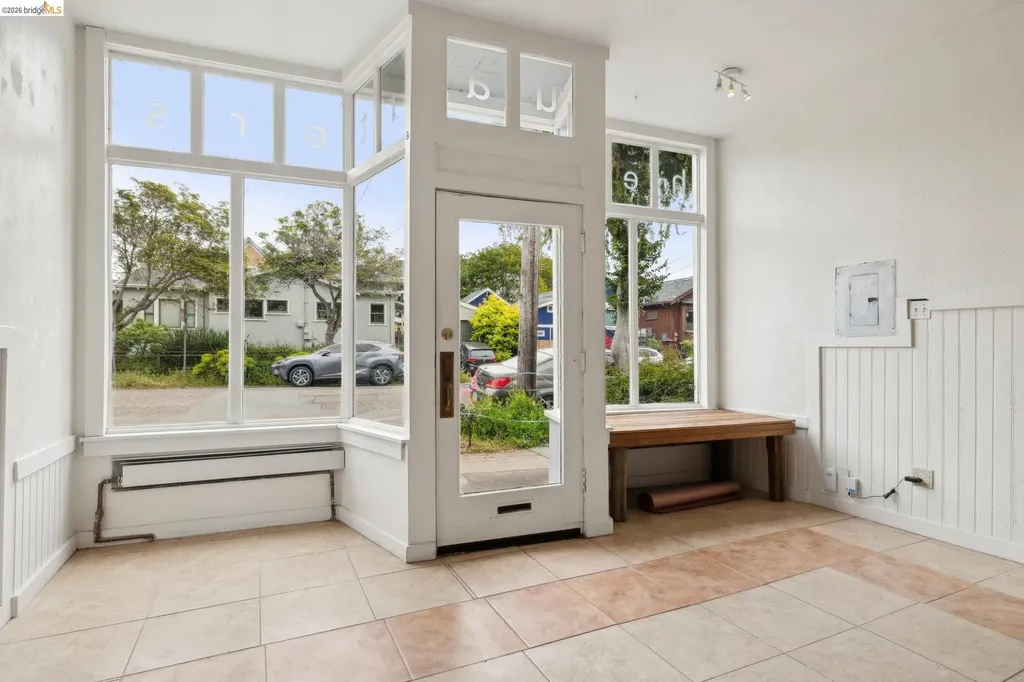 1718 Bancroft Way Berkeley CA 94703