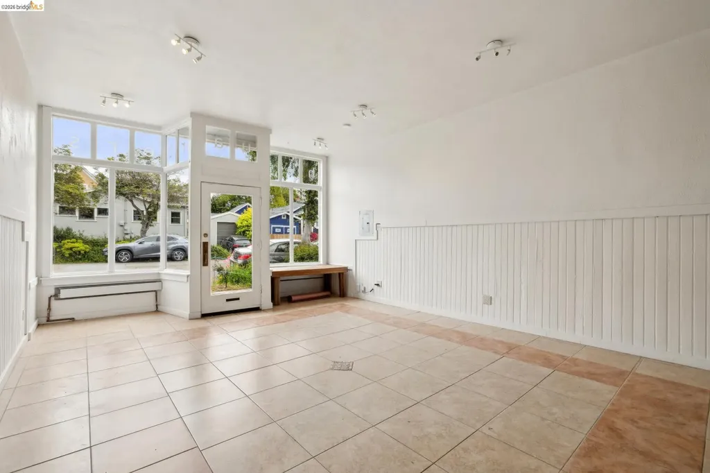 1718 Bancroft Way Berkeley CA 94703
