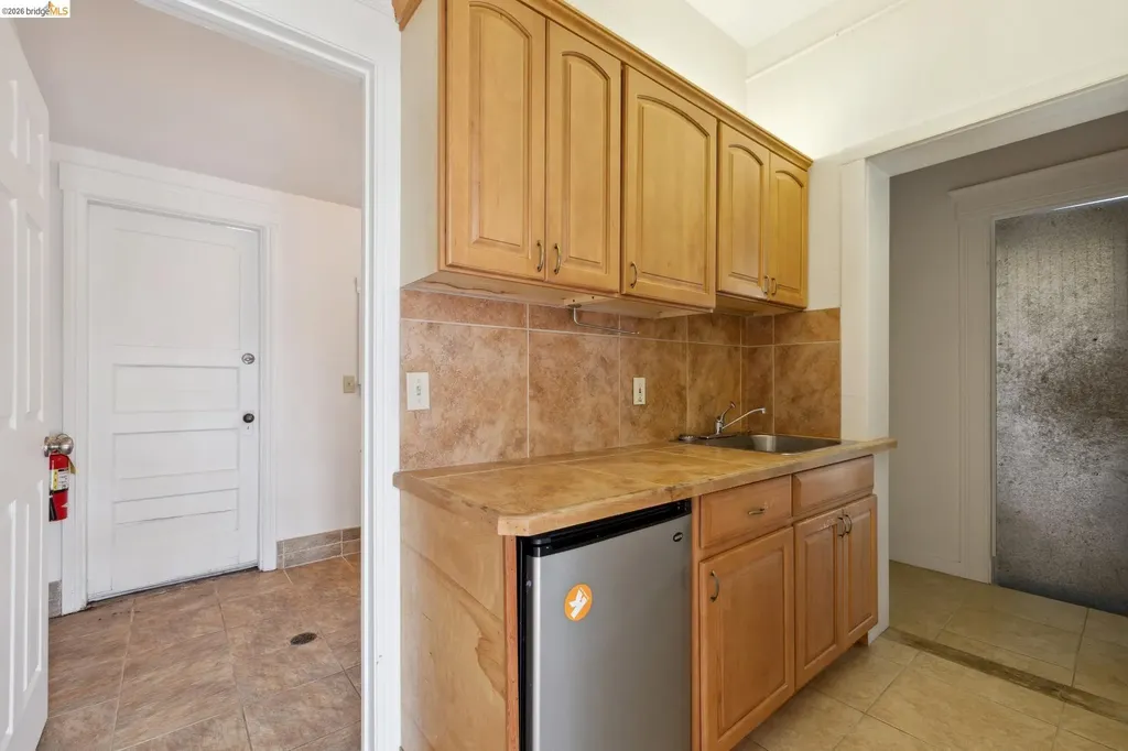 1718 Bancroft Way Berkeley CA 94703