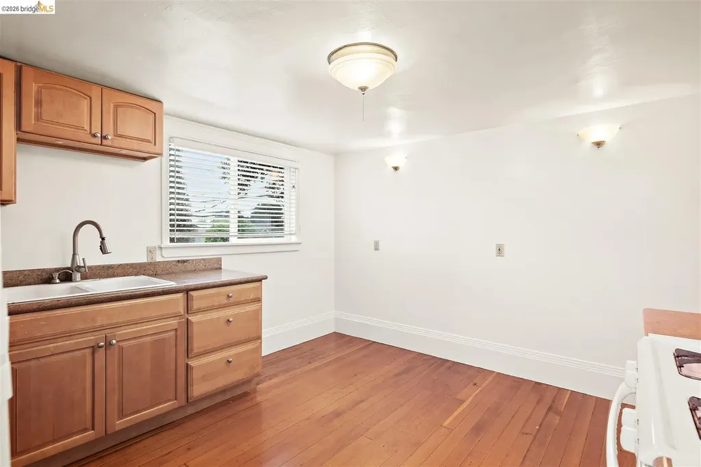 1718 Bancroft Way Berkeley CA 94703