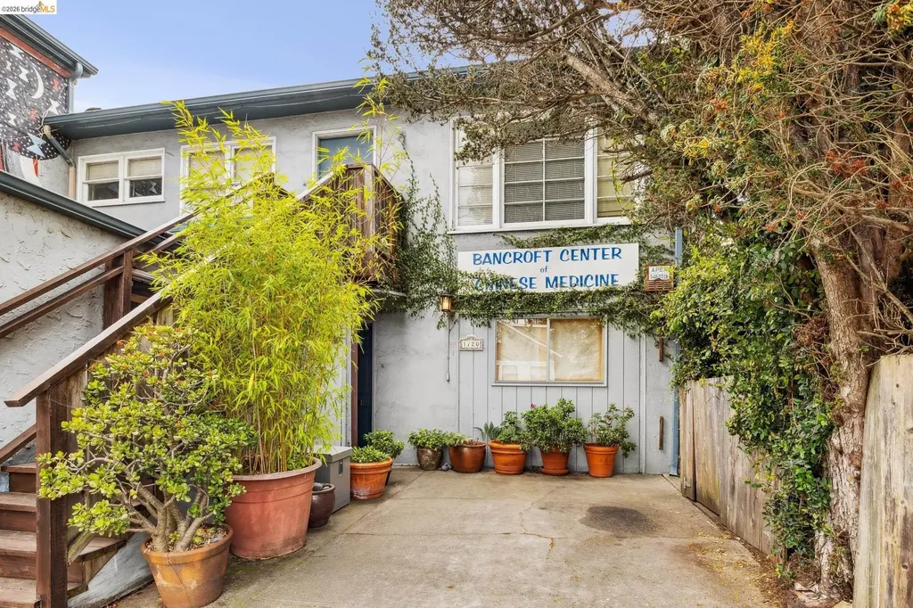 1718 Bancroft Way Berkeley CA 94703
