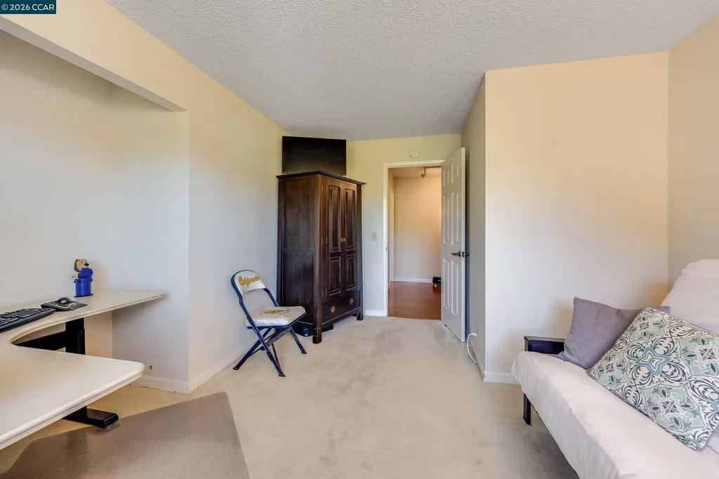 131 Ironwood Oakland CA 94605