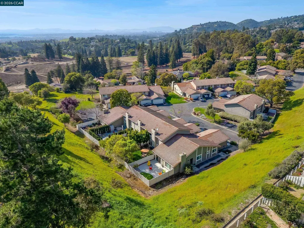 131 Ironwood Oakland CA 94605