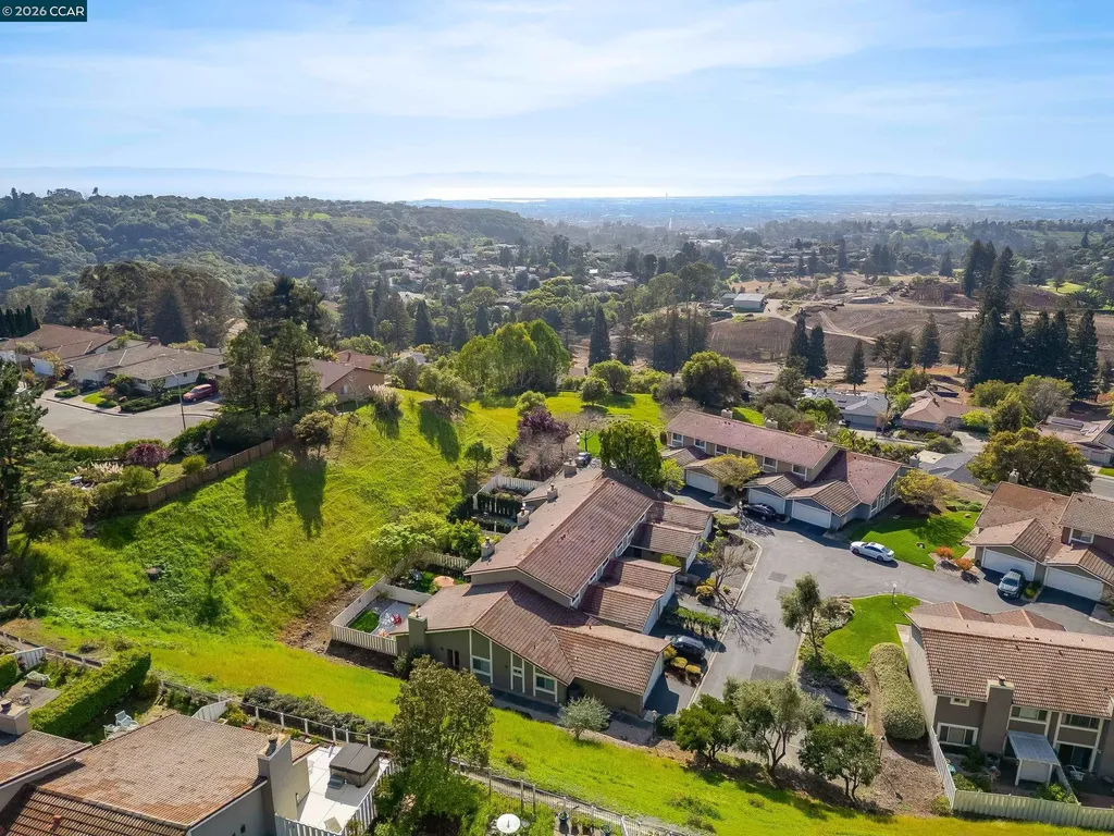 131 Ironwood Oakland CA 94605