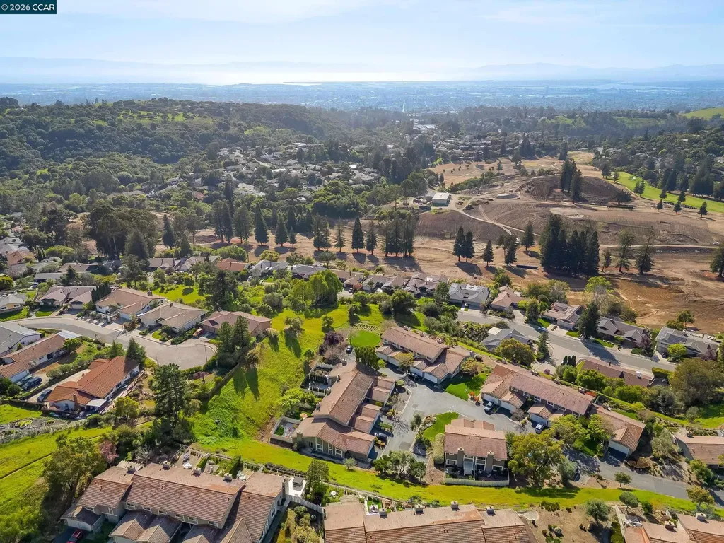 131 Ironwood Oakland CA 94605