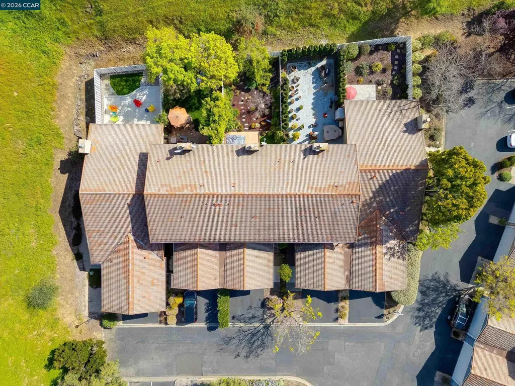131 Ironwood Oakland CA 94605