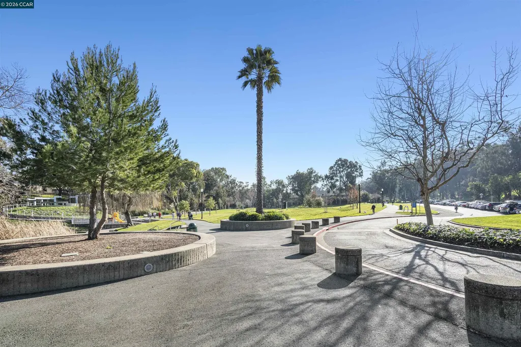 1001 Devonwood Hercules CA 94547