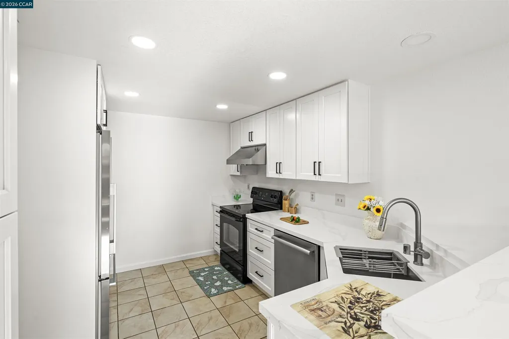 1001 Devonwood Hercules CA 94547