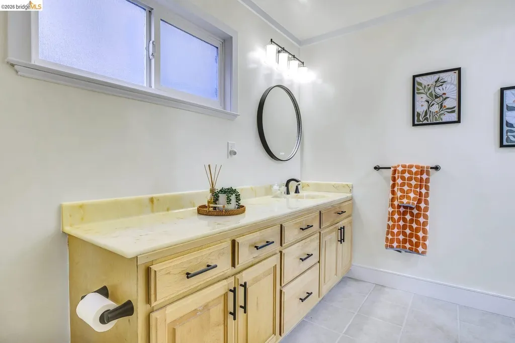 6635 Banning Drive Oakland CA 94611