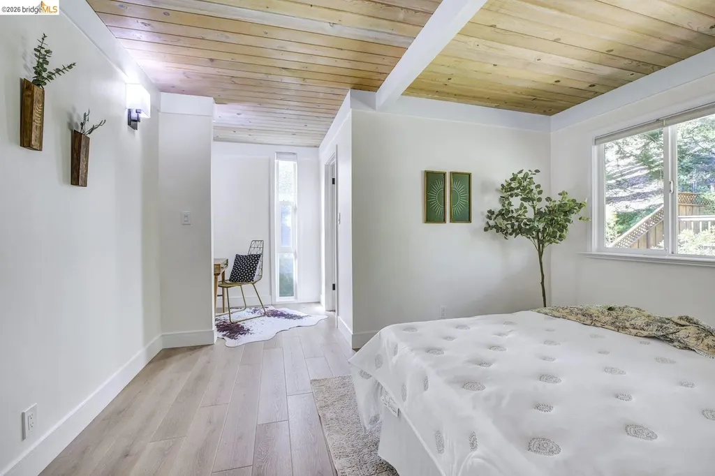 6635 Banning Drive Oakland CA 94611