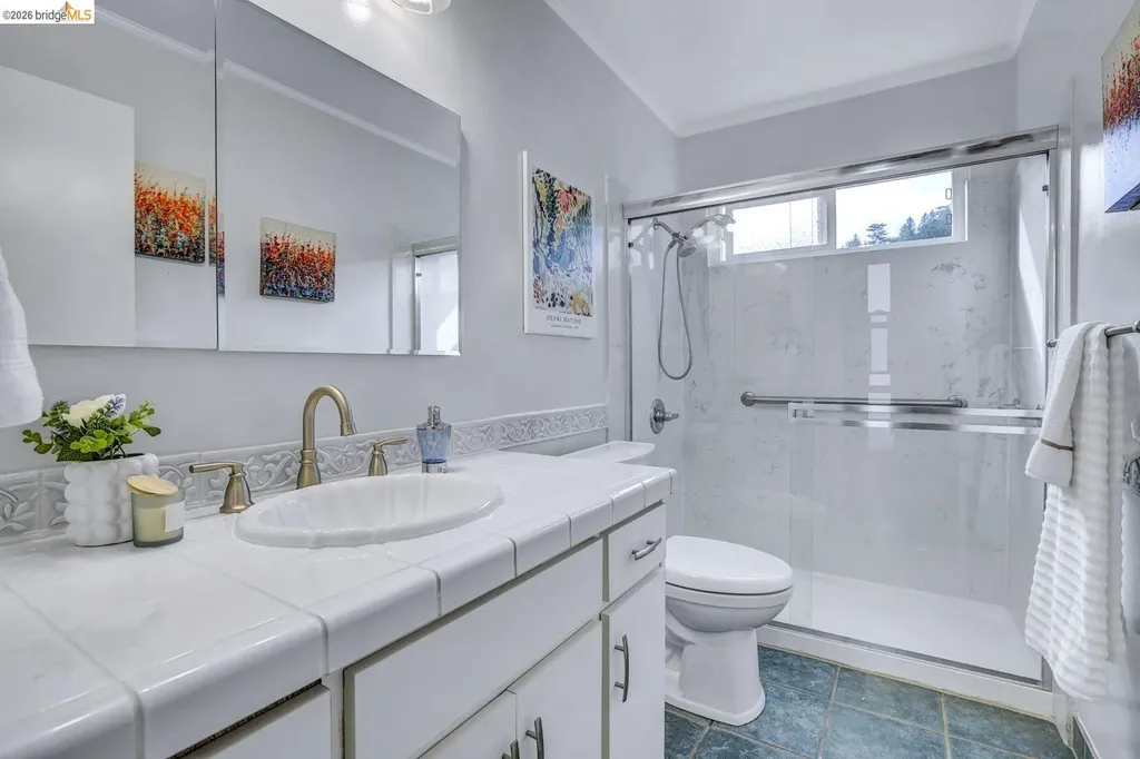 6635 Banning Drive Oakland CA 94611