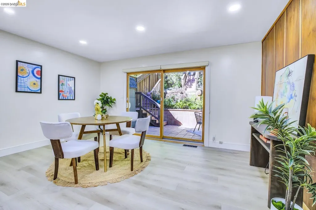 6635 Banning Drive Oakland CA 94611