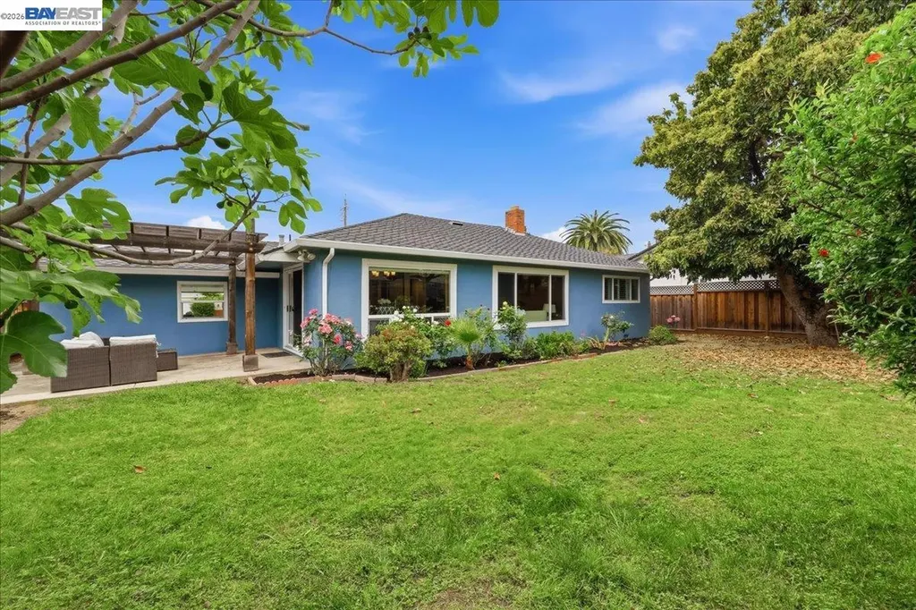 4374 Eggers Drive Fremont CA 94536