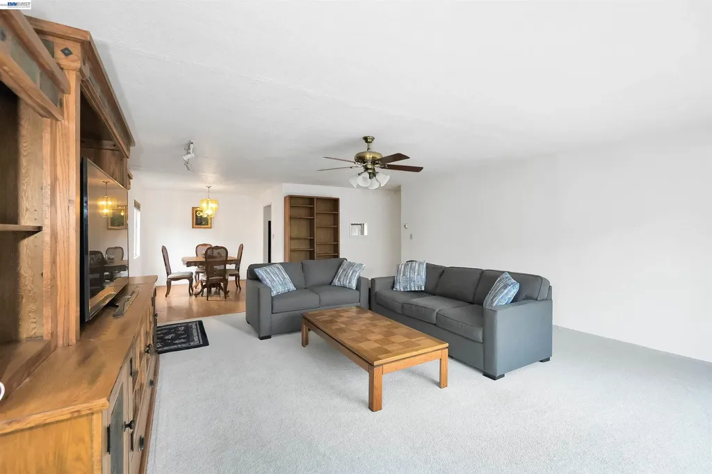 26257 Coleman Avenue Hayward CA 94544