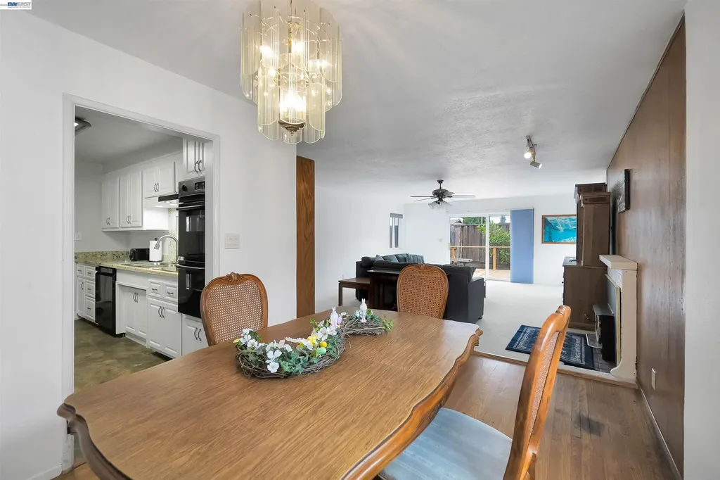 26257 Coleman Avenue Hayward CA 94544