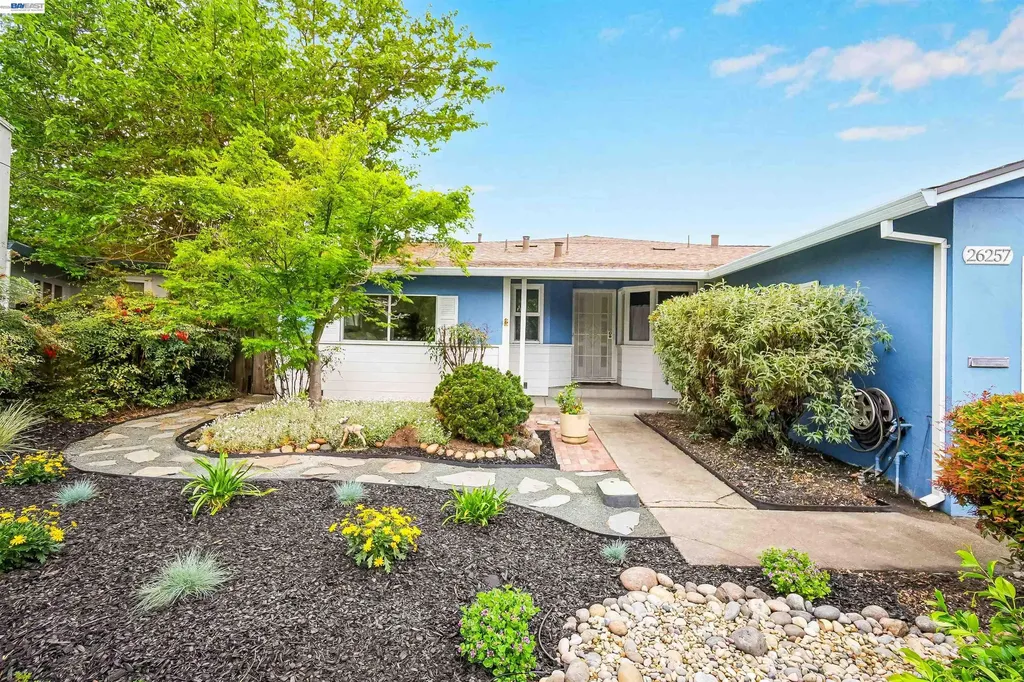 26257 Coleman Avenue Hayward CA 94544