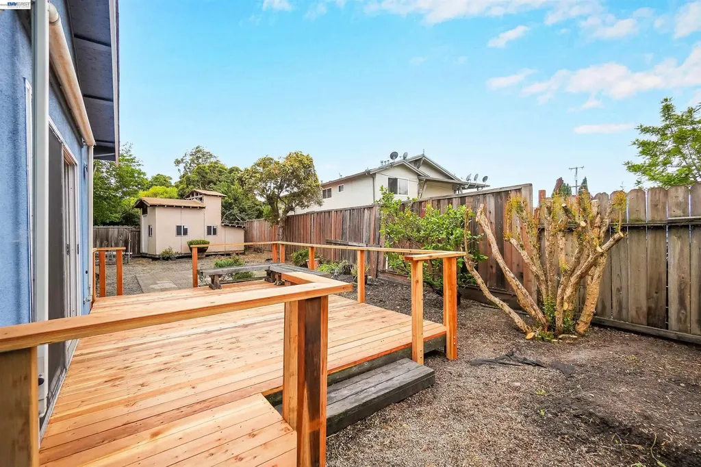 26257 Coleman Avenue Hayward CA 94544
