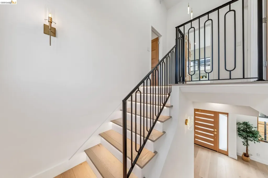 3023 Bateman Street Berkeley CA 94705