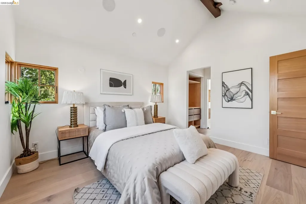 3023 Bateman Street Berkeley CA 94705