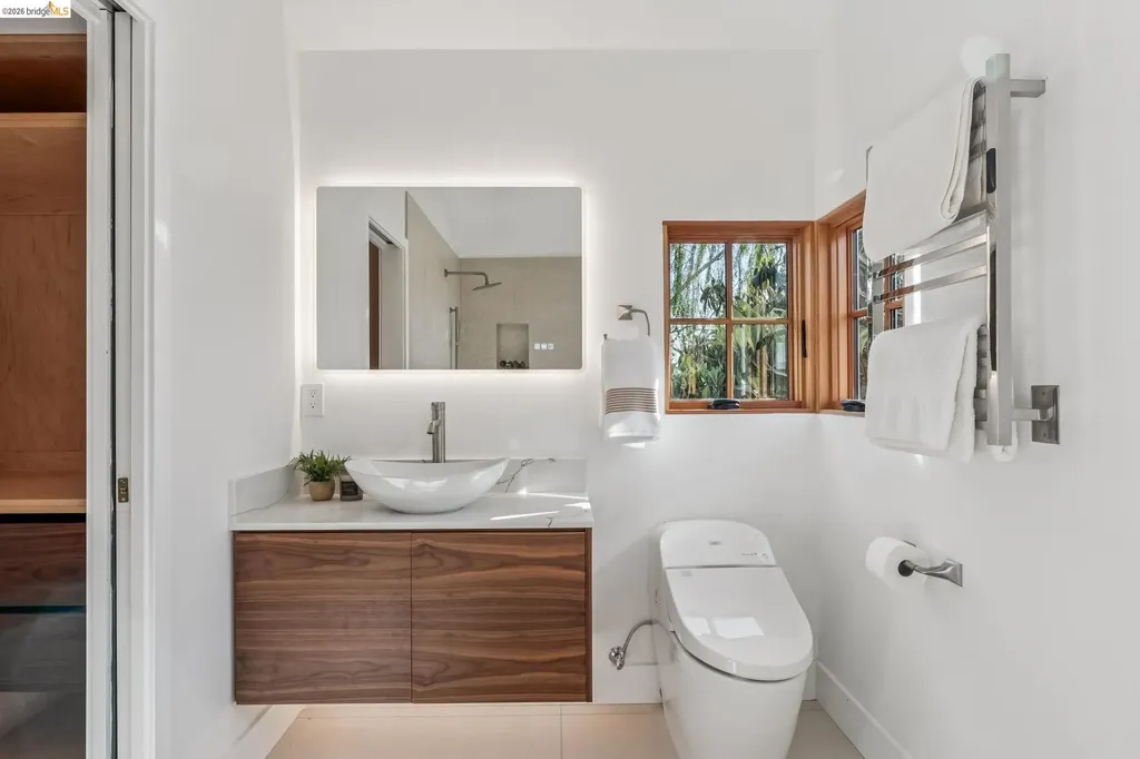 3023 Bateman Street Berkeley CA 94705