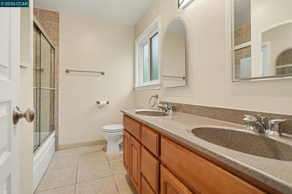 4 Dale Court Lafayette CA 94595