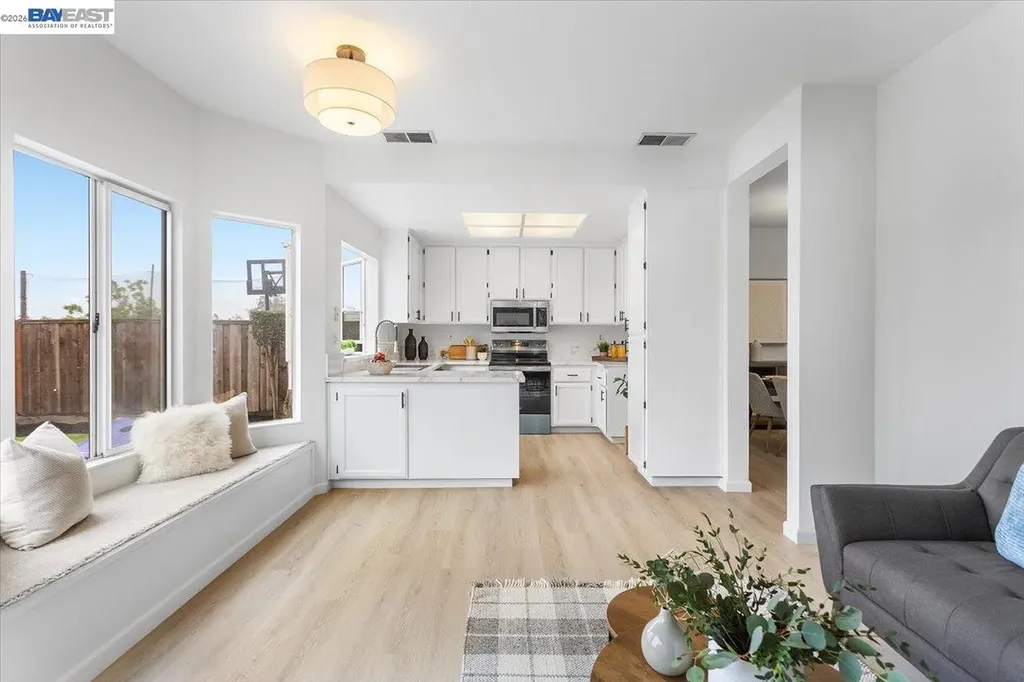 18786 Sydney Circle Castro Valley CA 94546