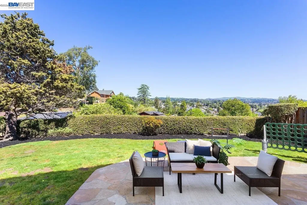 18786 Sydney Circle Castro Valley CA 94546