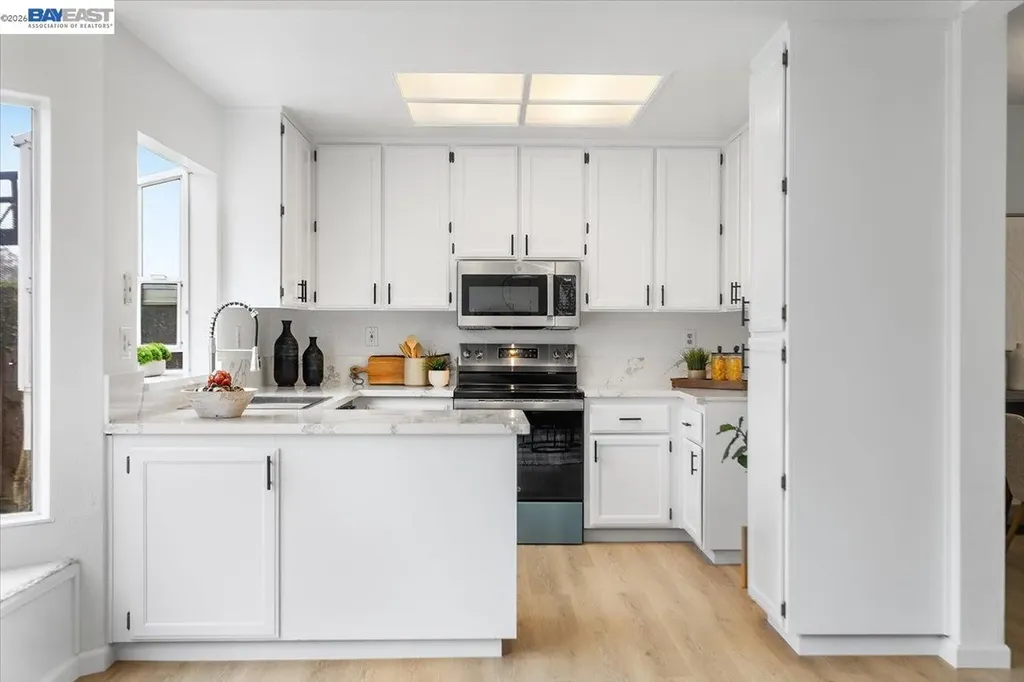 18786 Sydney Circle Castro Valley CA 94546